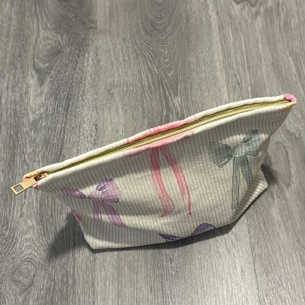 Bow Print Makeup Travel Toiletry Pouch Clutch Bag Zipper Soft Colorful Girls